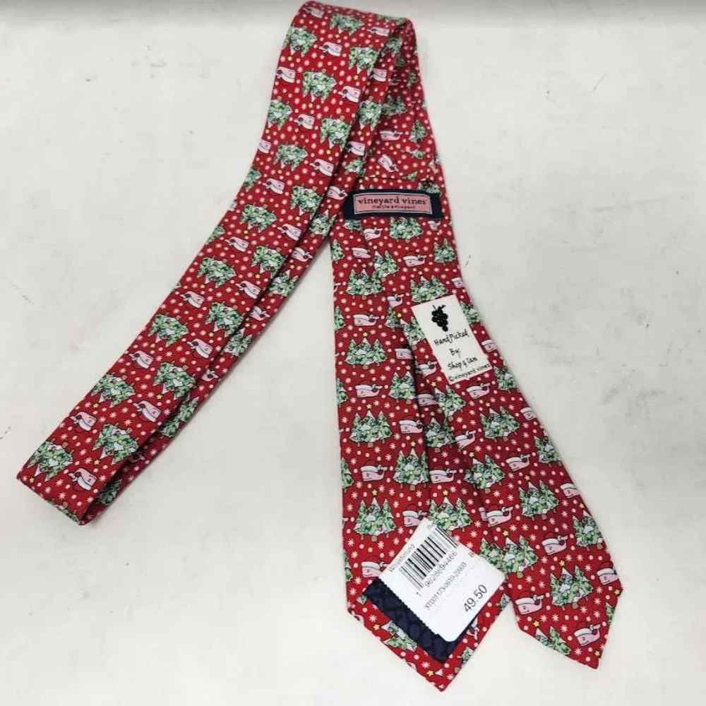 New boys Santa whale Vineyard Vines winter whaleterland Christmas tie